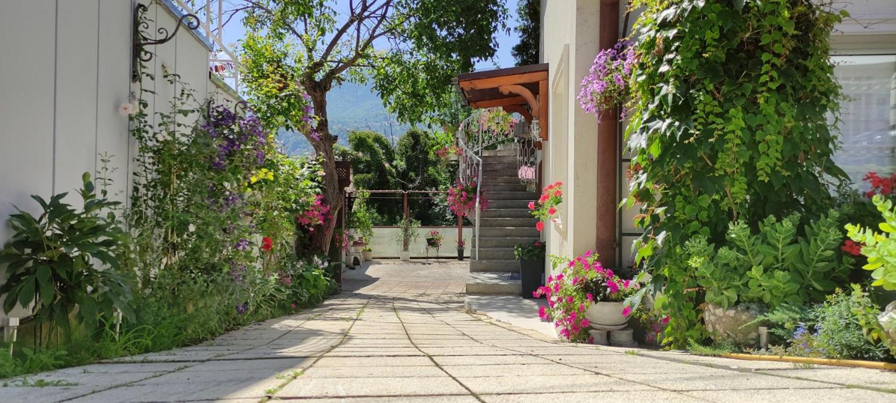 Vila Dzan SJJ Exterior photo